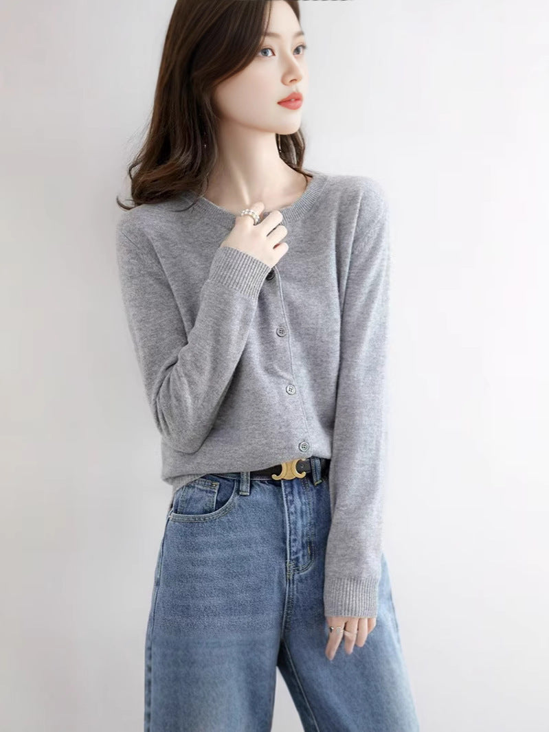 Women's Round Neck Knitted Cardigan