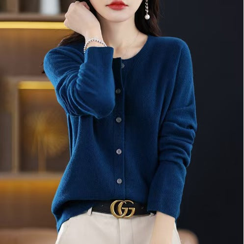 Women's Round Neck Knitted Cardigan