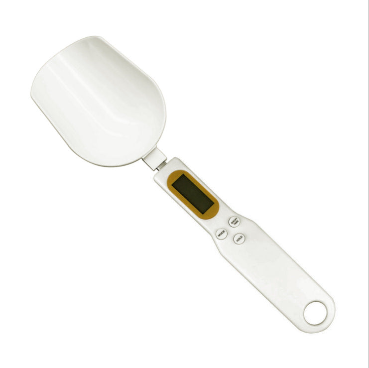 Charging spoon scale