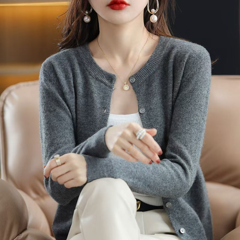 Women's Round Neck Knitted Cardigan