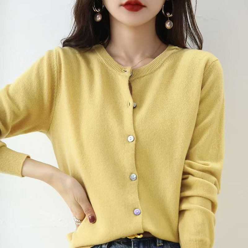 Women's Round Neck Knitted Cardigan